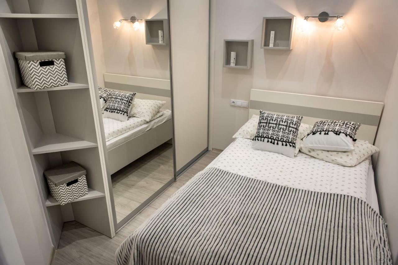 Apartament Nad Stawami Sanok Exterior foto