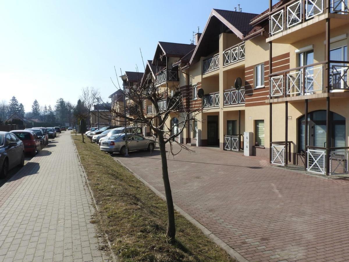 Apartament Nad Stawami Sanok Exterior foto